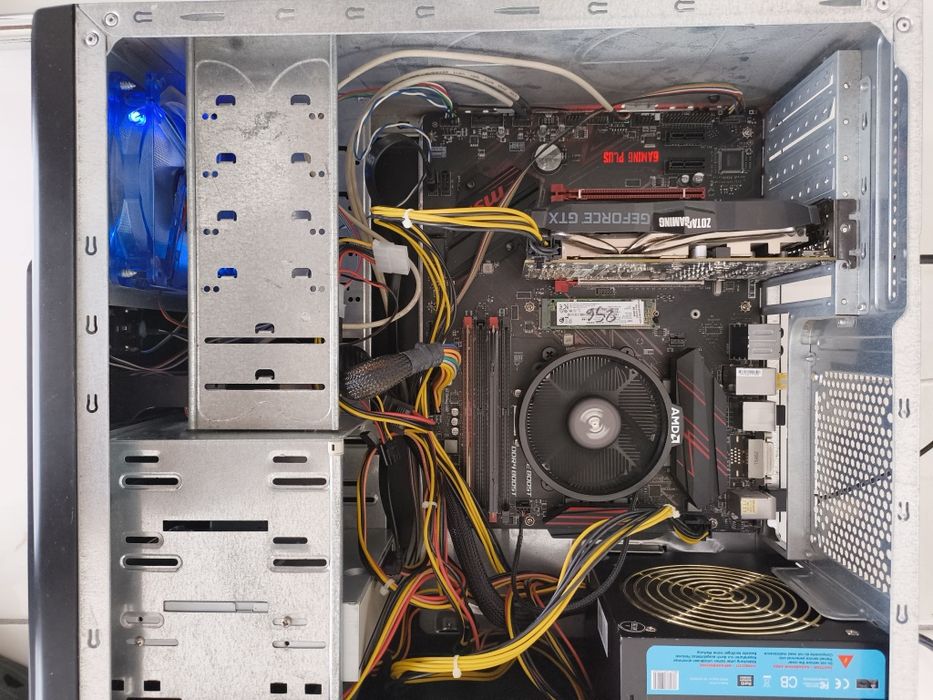 PC gaming ryzen 5 4 Core 16Gb GTX 1660 super