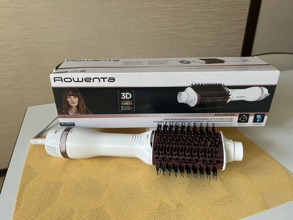 Фен-щітка Rowenta