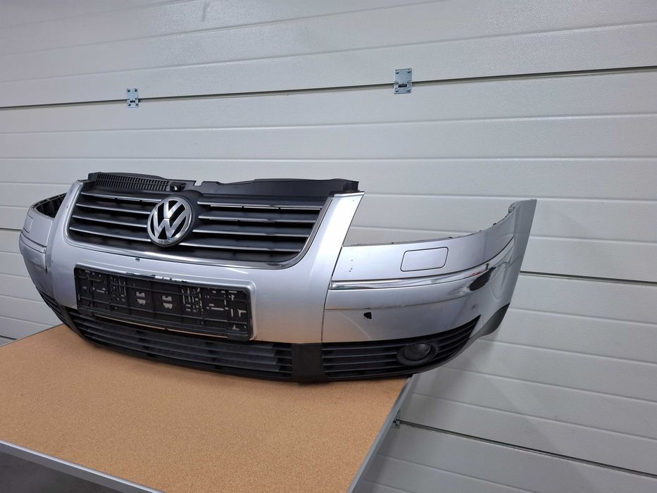 Zderzak przód przedni VW Passat B5 FL spryski LA7W srebrny