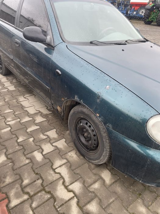 Продам Daewoo lanos 1.5 газ бензин