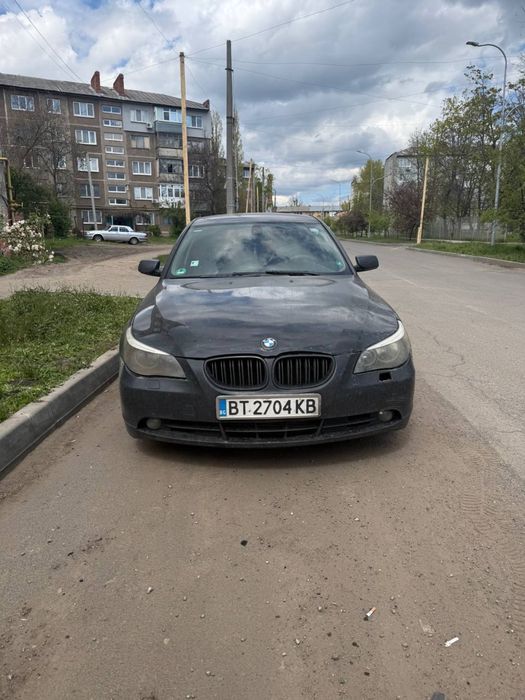 BMW E60 525d.