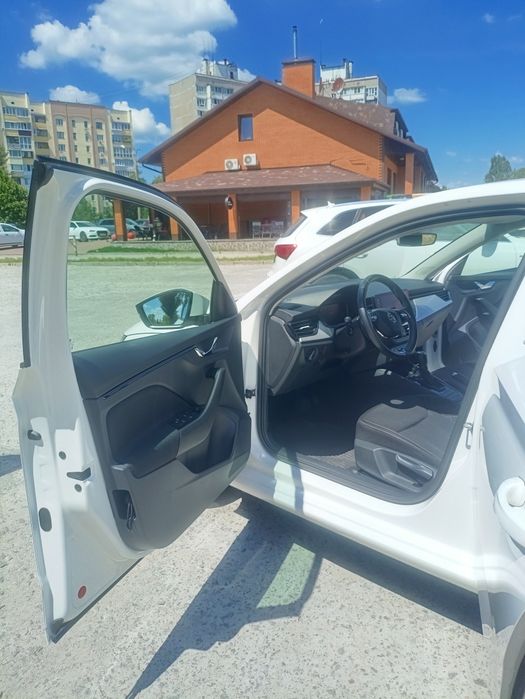 Skoda Scala 2020 VIN TMBEG6NW0M3047695 фото оголошення 10 з 24