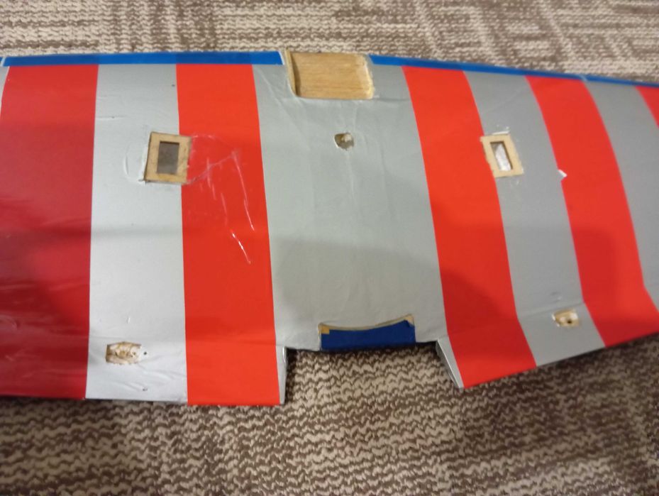 Продам модель самолёта