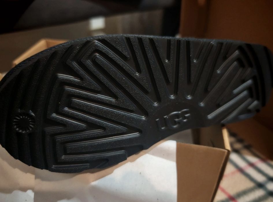 Novas Uggs Classic Ultra Mini 36 Novas
