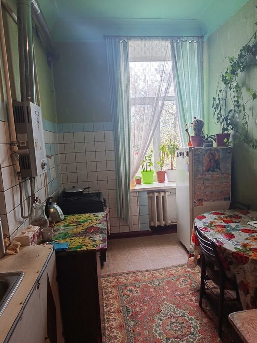 Продам реальную 3-х комн.квартиру м.Холодная гора