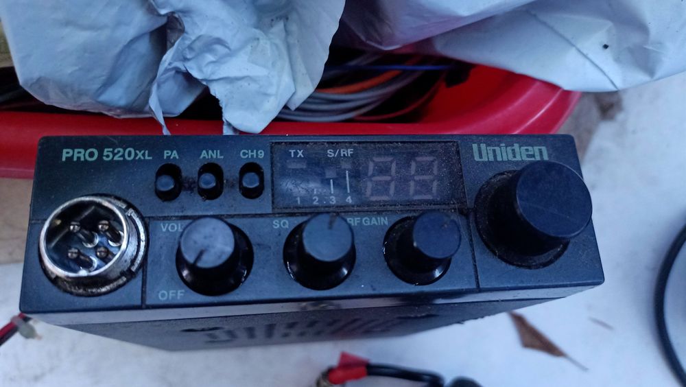 BC uniden radio 100