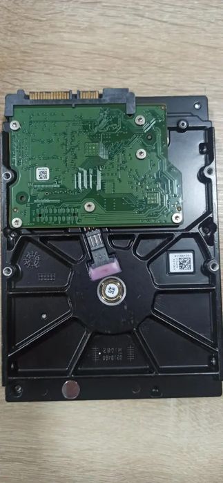 Жорсткий диск 1 терабайт