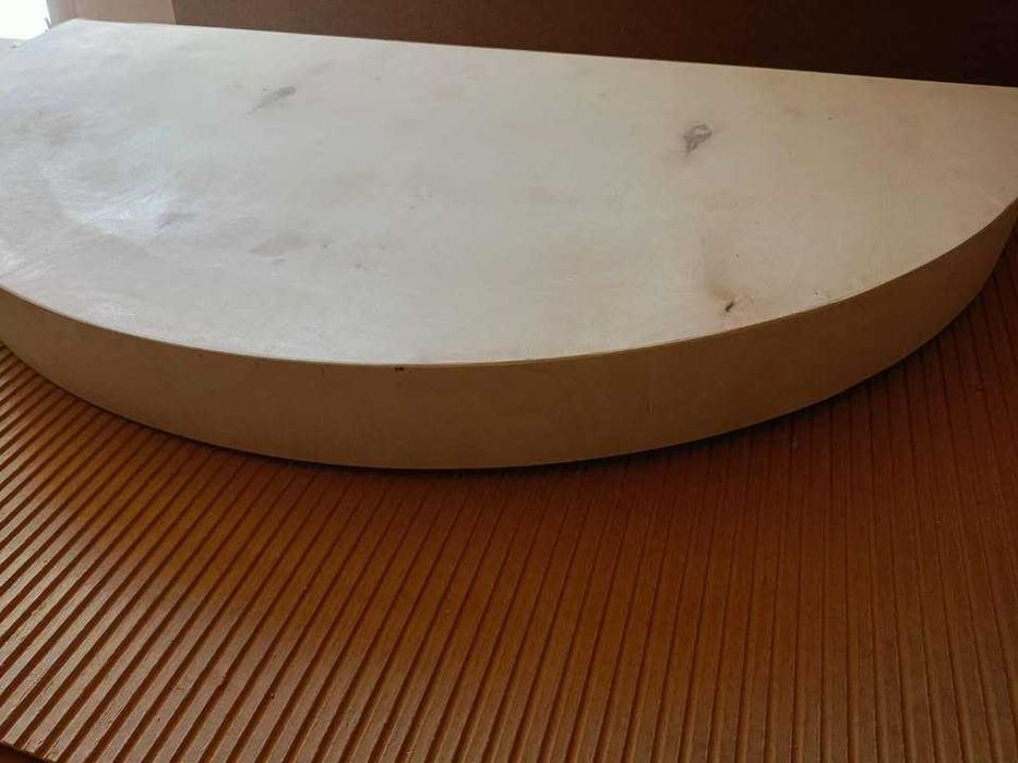 Podest wykonany ze sklejki, ścianki dekoracyjne