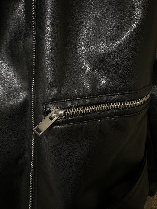 Шкірянка чорна, oversize