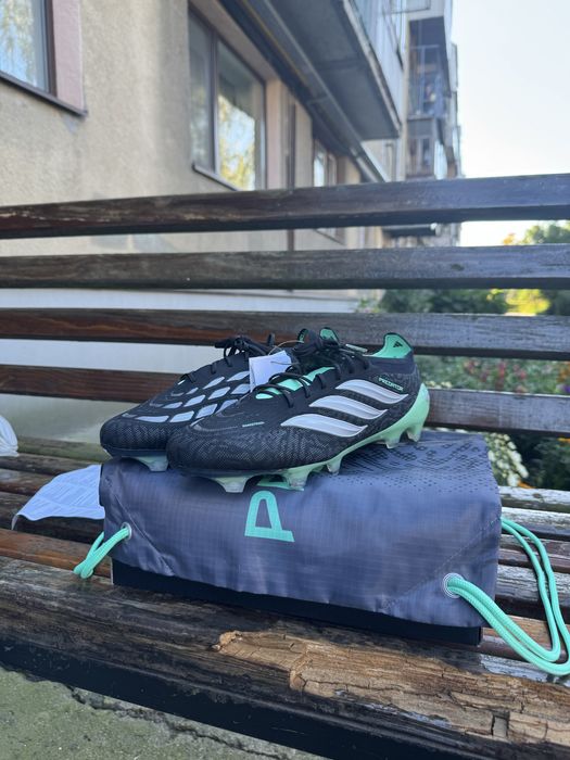 Футбольні бутси Adidas Predator
