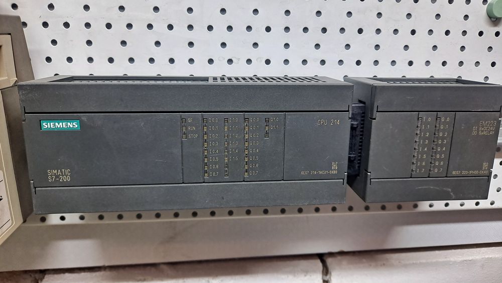 Simatic S7 200 +EM223