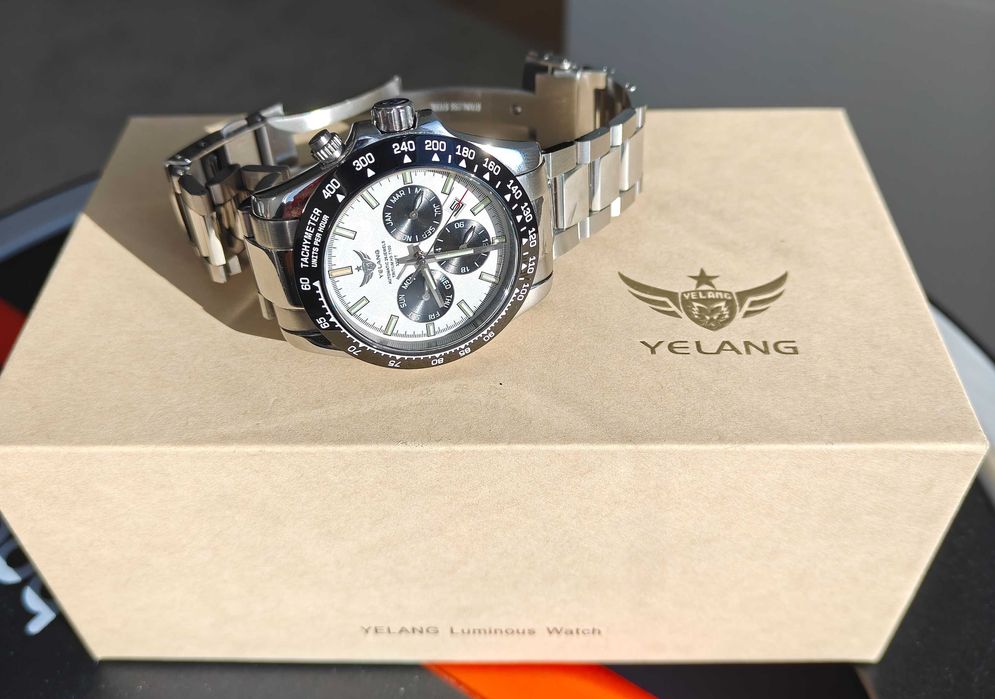 Relógio automátco Yelang
