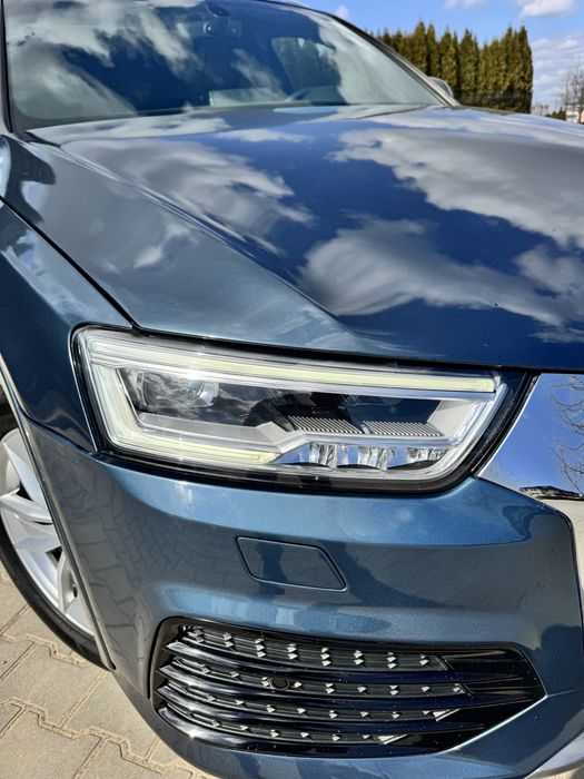 Audi q3  S  line