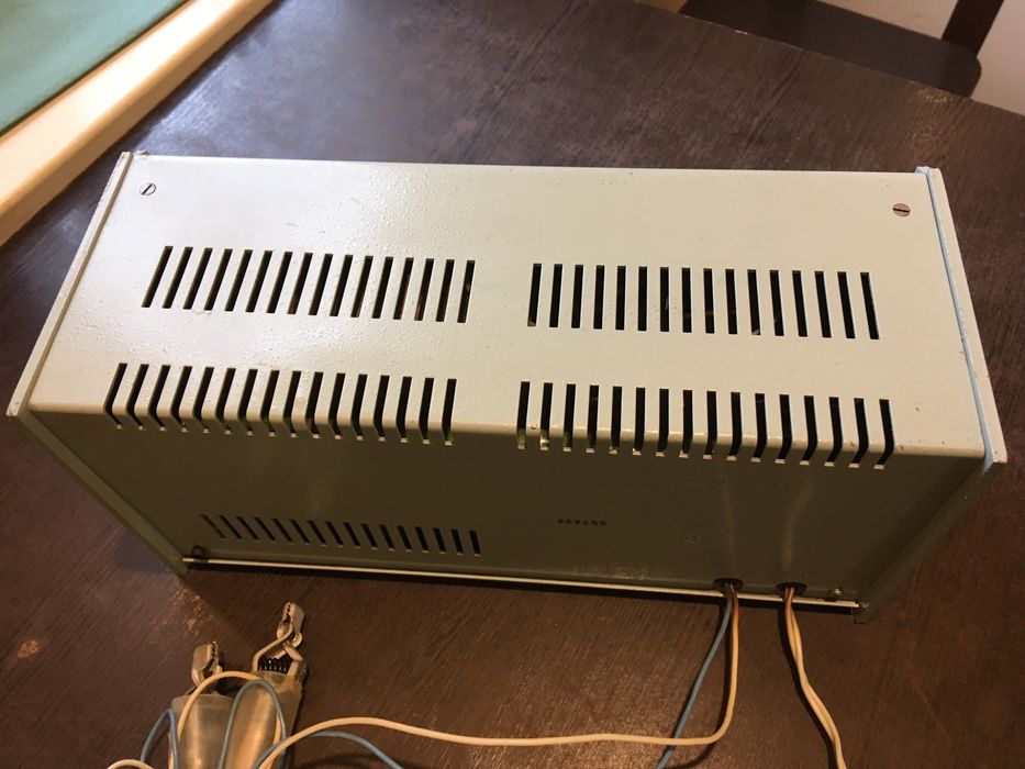 Зарядно разрядное устройство  ручное ЗУ-6 ток до 6 ампер