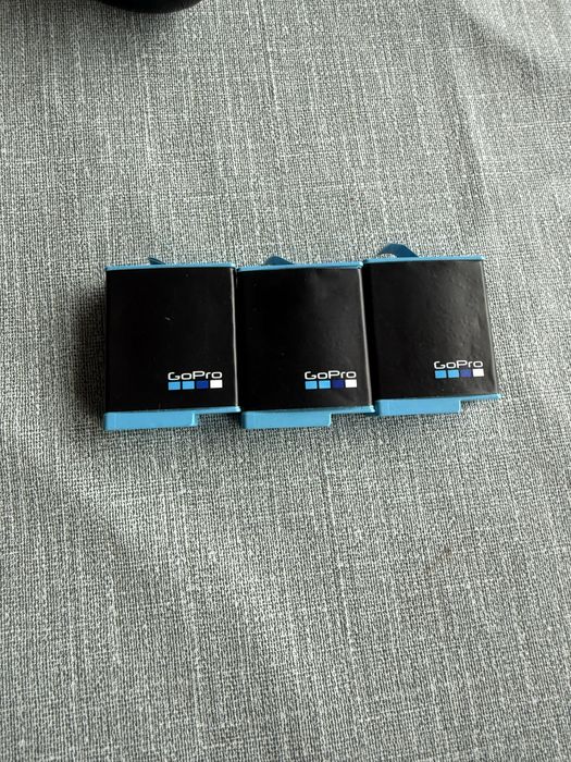 GoPro Hero 10, as shown in the photos, functioning well without defects64751287251457123