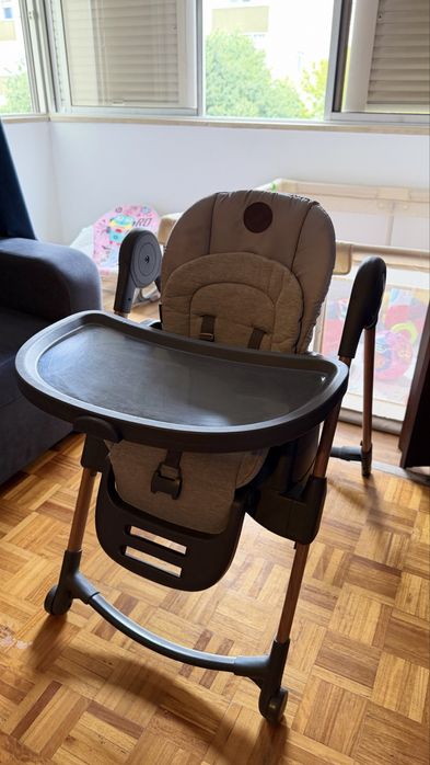 Cadeira alimentacao Maxi Cosi Minla Plus