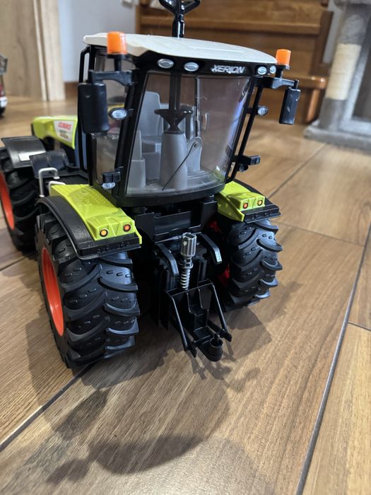 Bruder claas xerion 5000