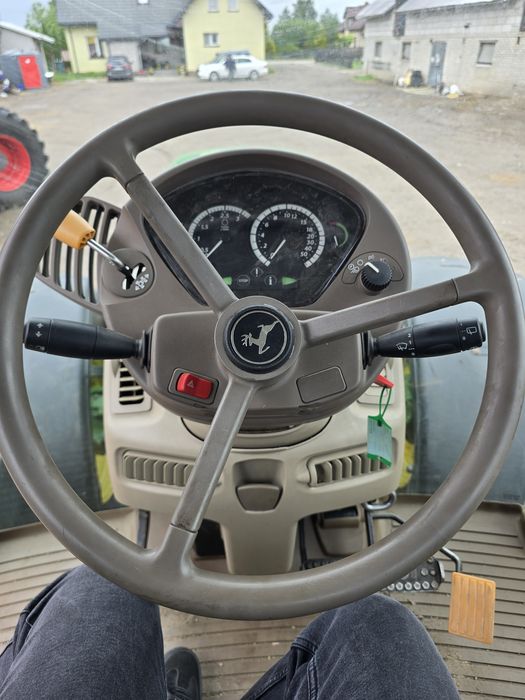 John Deere  7530