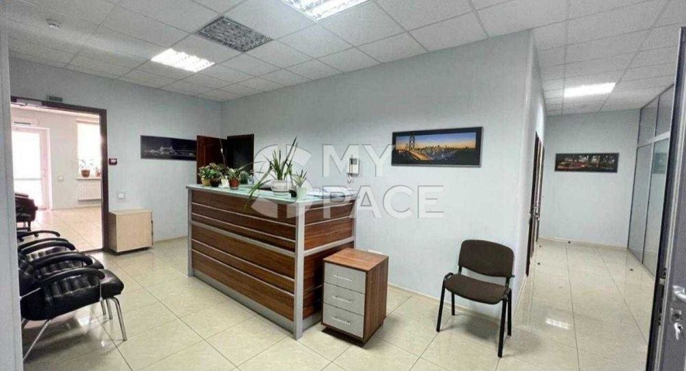 Метро Печерська Офіс 170 м2