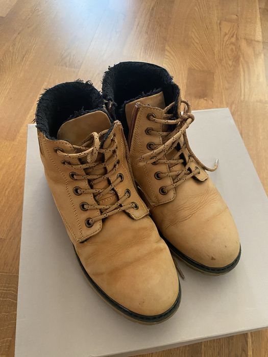 Sprzedam buty ocieplane Zara - rozmiar 40