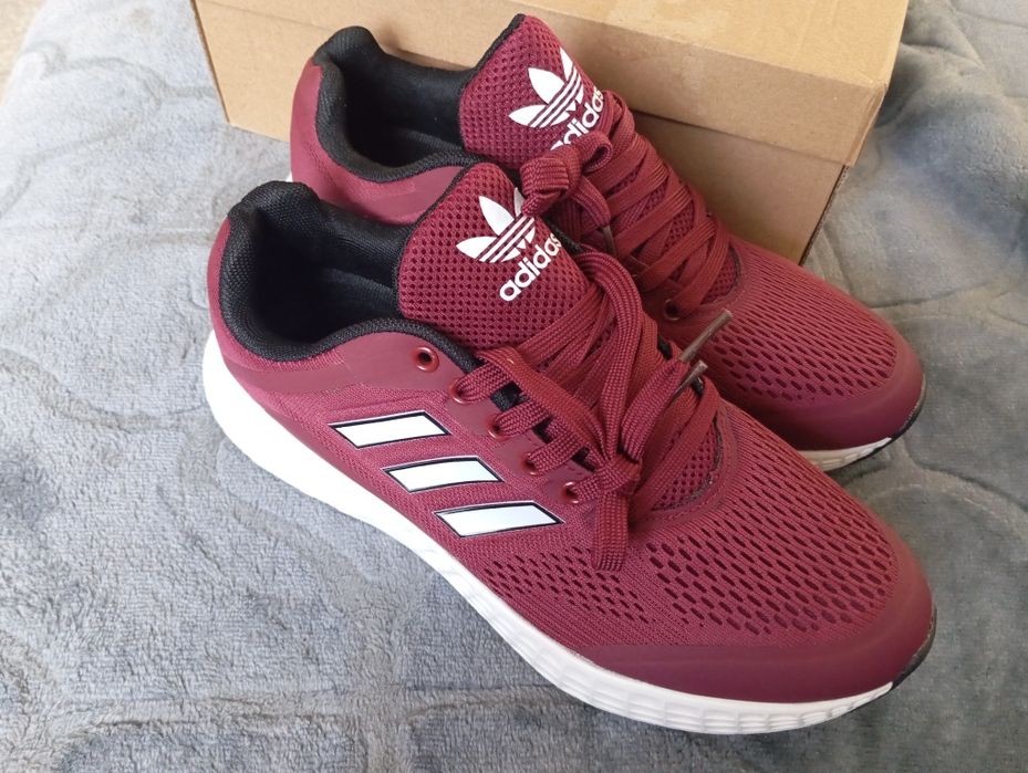 Nowe burgundowe buty sportowe męskie 43
