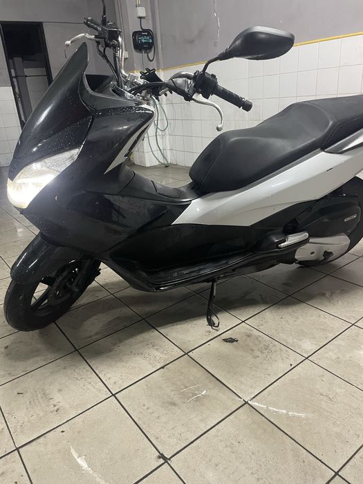 HONDA PCX 2018 Econômica