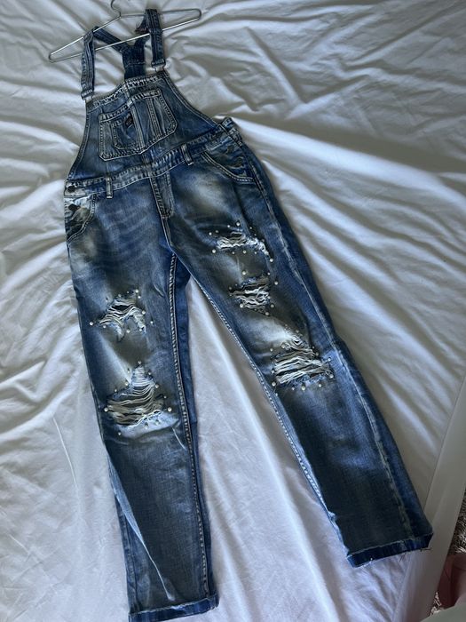 Джинсовий комбінезон