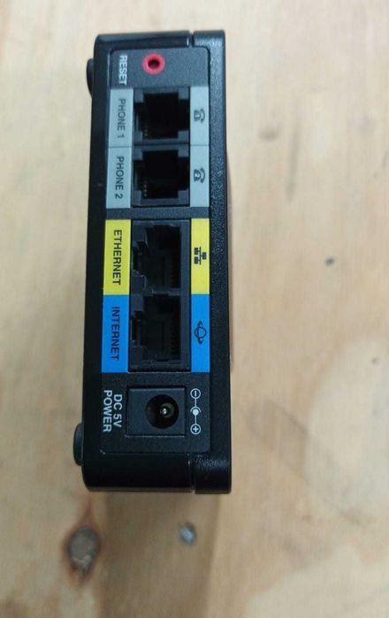 Router  Cisco  SPA 122