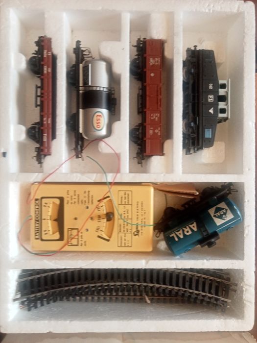 Kolejka elektryczna dwa zestawy skala H0 1:87 zabawka dla dzieci tory