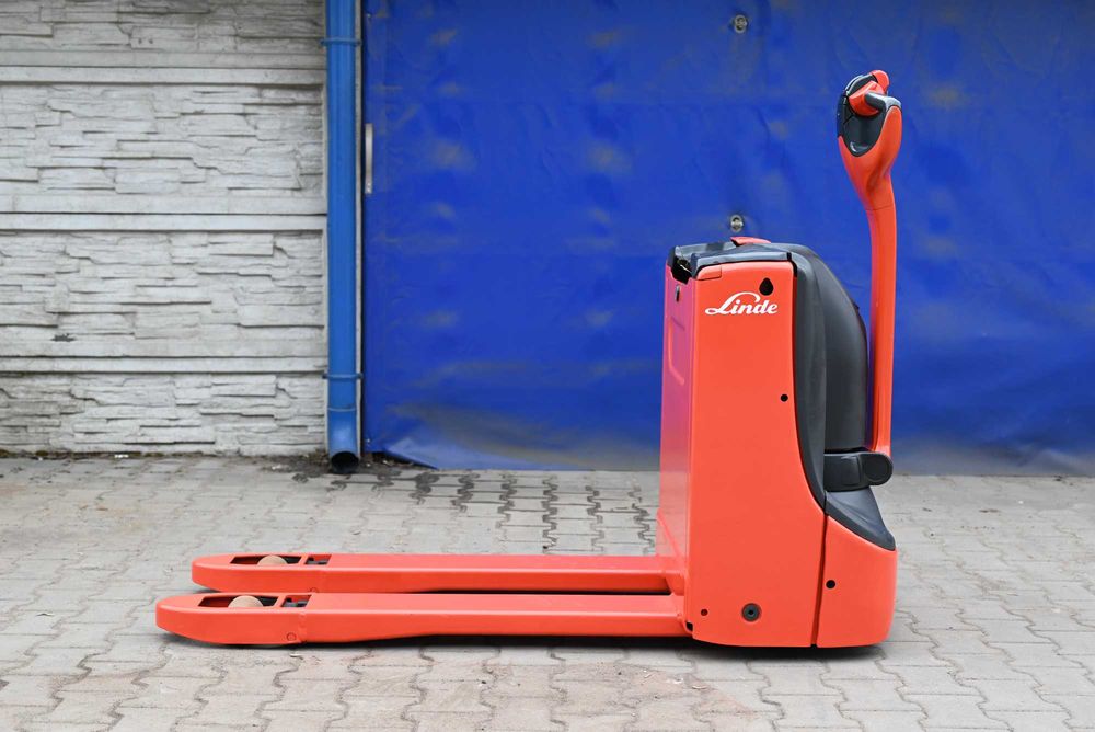 Paleciak elektryczny Linde T16 1600kg 2021 rok 1100mth Li-ion FHP 480