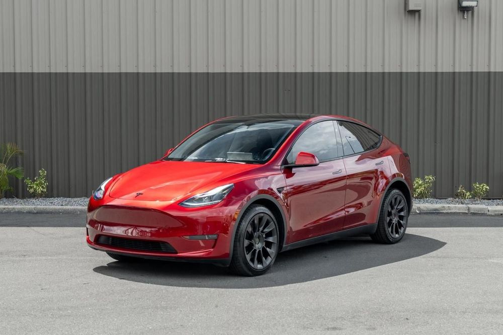 Tesla Model Y Tesla Model Y Long Range AWD