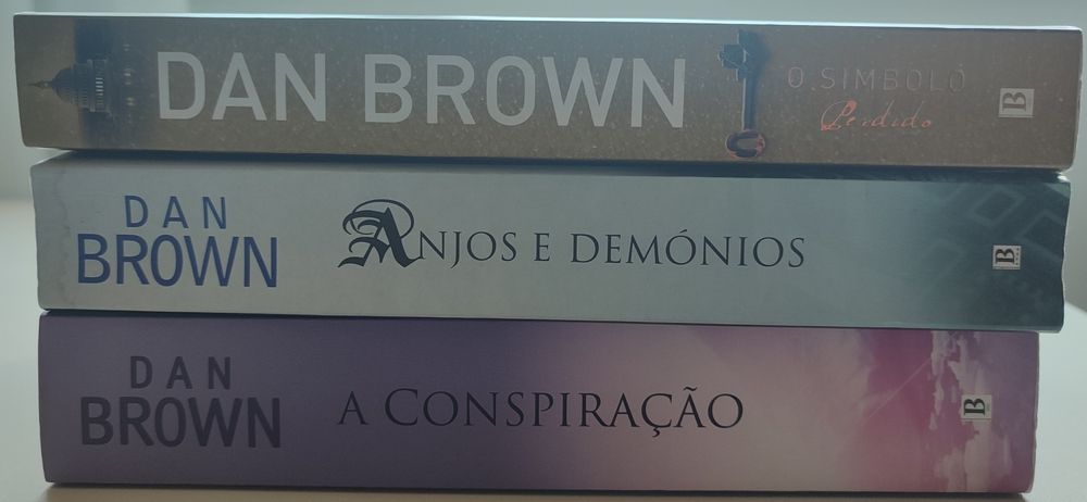 Anjos e Demónios de Dan Brown