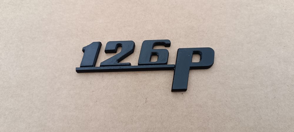 Fiat 126p emblemat na klapę tylną napis czarny plastik zamiennik ładny