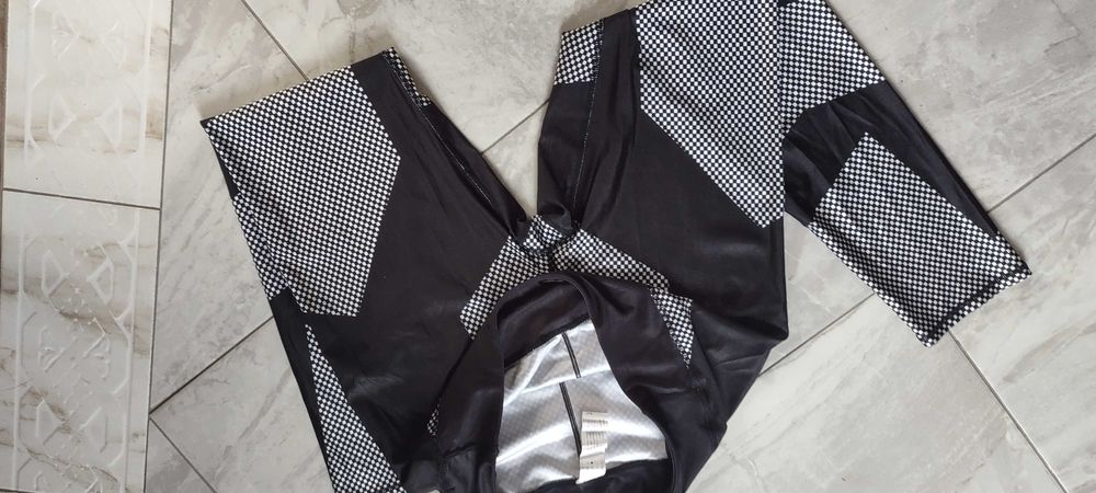Futurystyczne leginsy spodnie sportowe rower fitness biegi +gratis