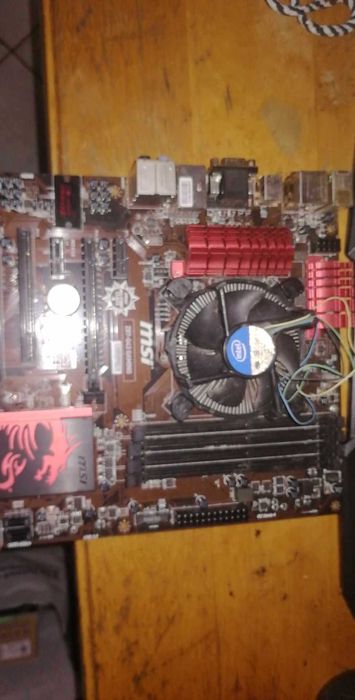 sprzedam płytę gównom MSI