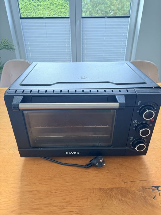 Mini piekarnik RAVEN EPI004X 20 l czarny