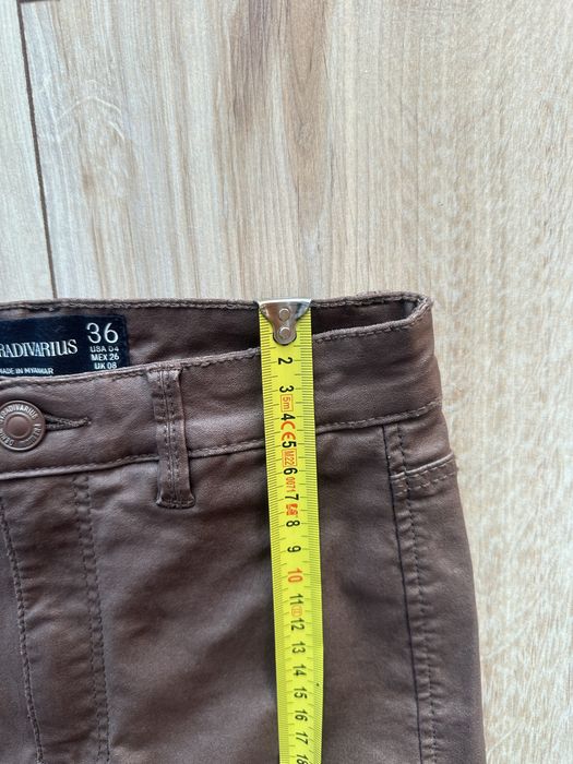 Spodnie marki stradivarius rozmiar 36