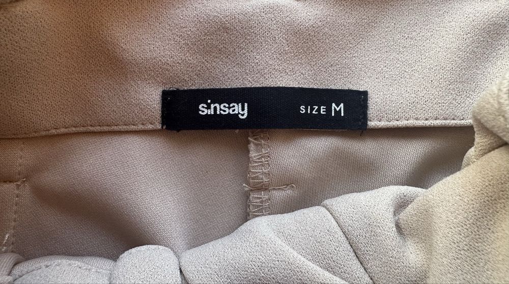 Eleganckie spodnie beżowe, SINSAY rozm M