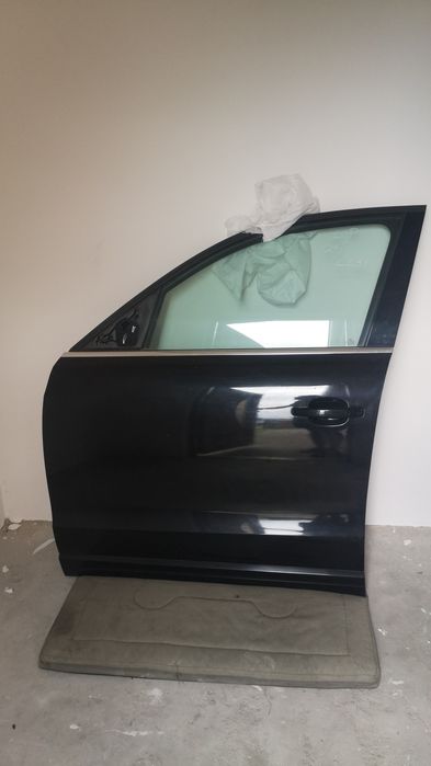 Drzwi audi Q5 8R lewy przód kod lakieru LZ9Y