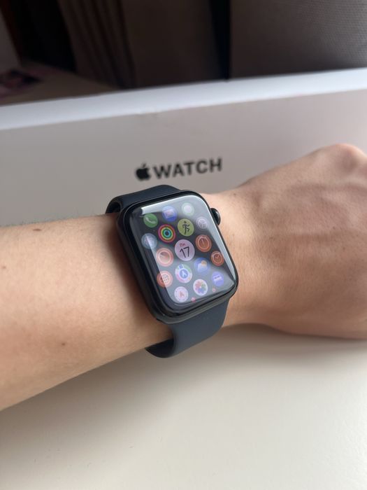 Apple Watch SE 2 44mm Midnight | Ідеал + 5 ремінців
