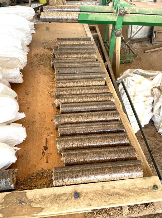 Вугілля брикети пелети тепло без зайвих витрат