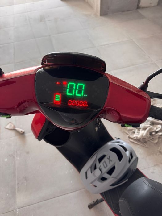 Scooter elétrica