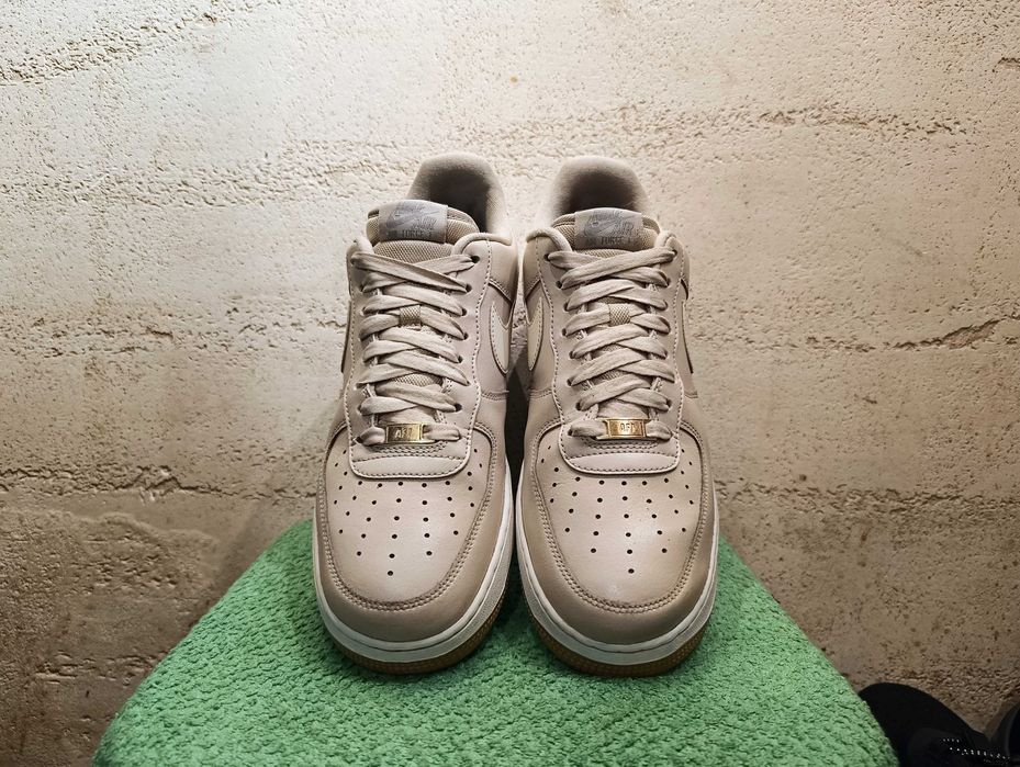 Męskie sneakersy NIKE AIR FORCE 1 '07 r.44 skóra stan bardzo dobry