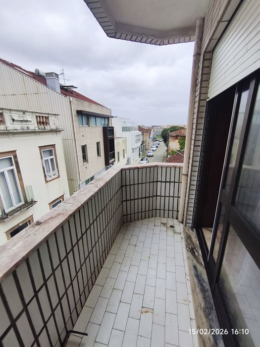 Alugo T2 Espinho Rua 35