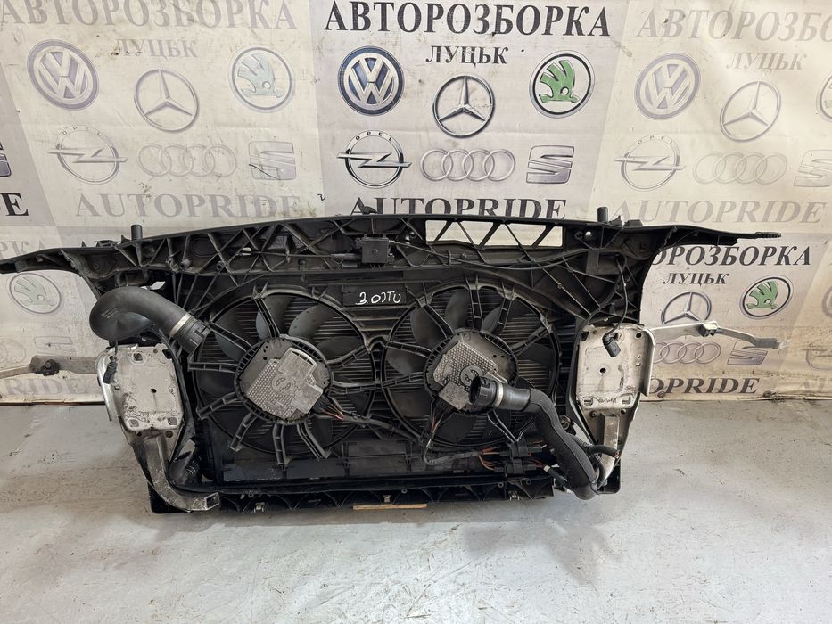Касета радіаторів A6C7, панель радіаторів телевізор підсилювач Ауді А6