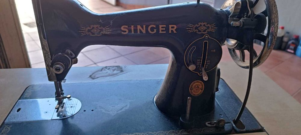 Maquina costura Singer