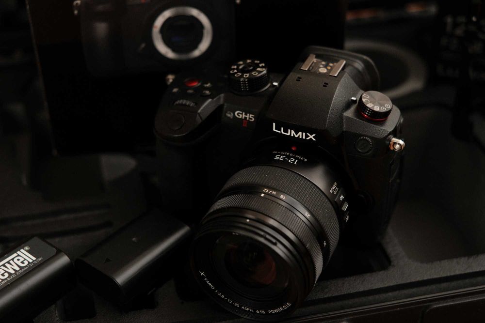 Panasonic lumix GH5M2 12-35 f2.8ii  Walizka, Klatka i inne