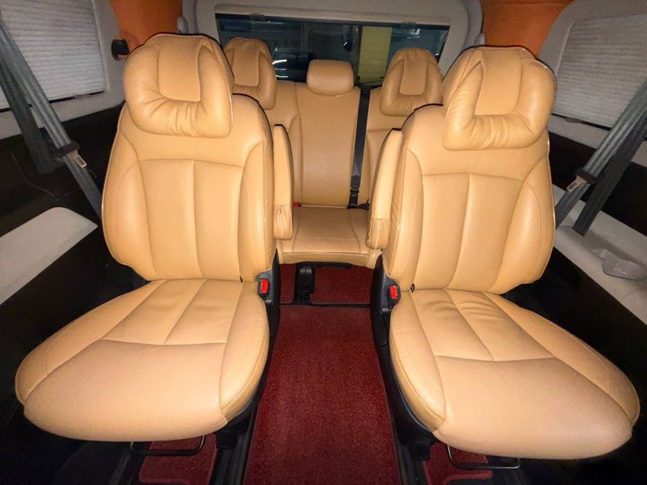 Grand Starex Limousine  2020 рік 2.5 дізель  повний