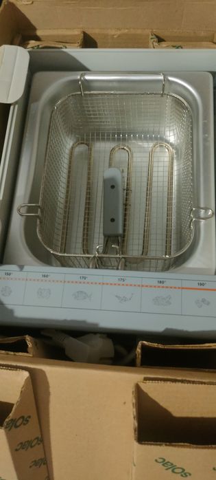 Vende-se fritadeira Solac (Nunca usada)