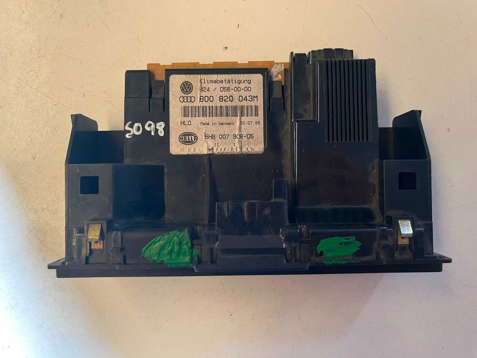 Audi A4 B5 - Comando Sofagem Climatronic - S098